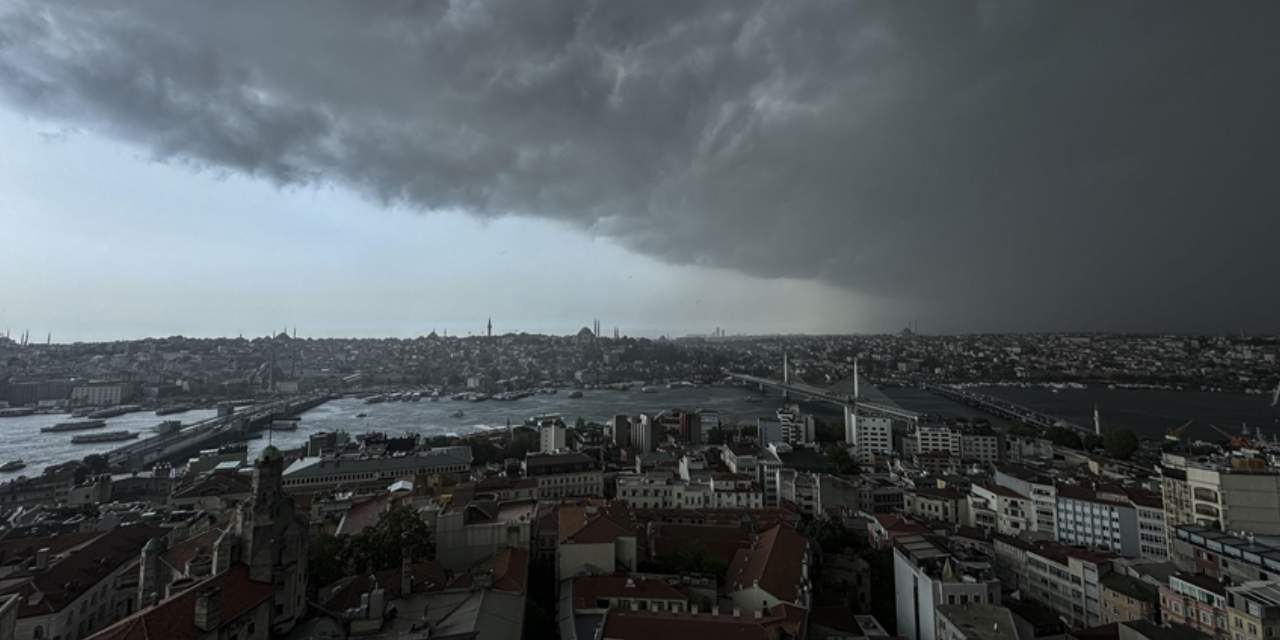 İstanbul'u tarih vererek uyardı: Ara verip bir daha gelecek