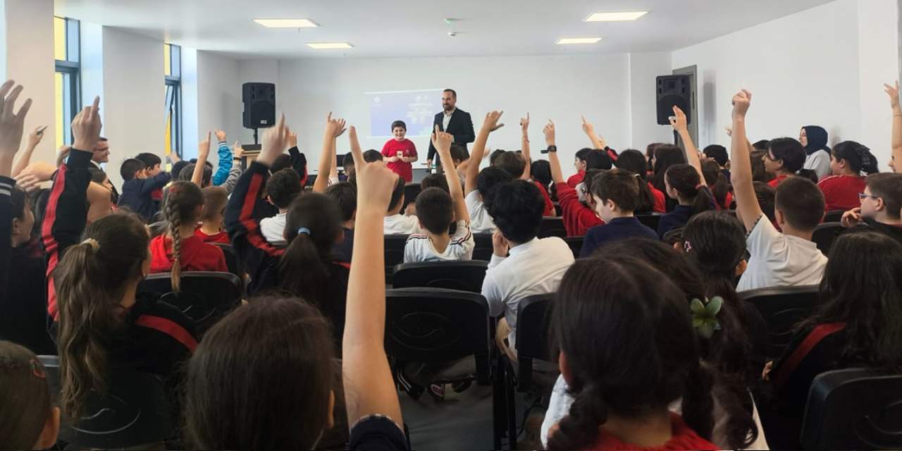 Tüm okullarda ilk ders çocuklara bütçe yönetimi öğretilecek