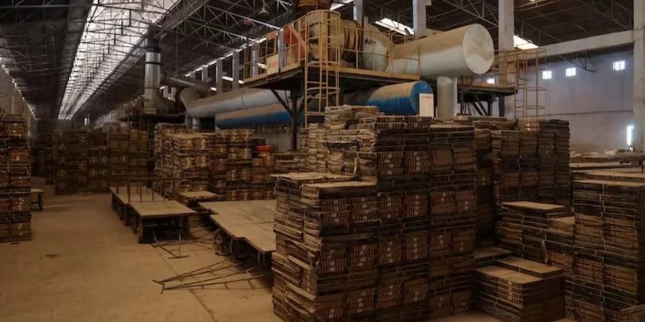 Bir günde 400 bin kişi işsiz kaldı