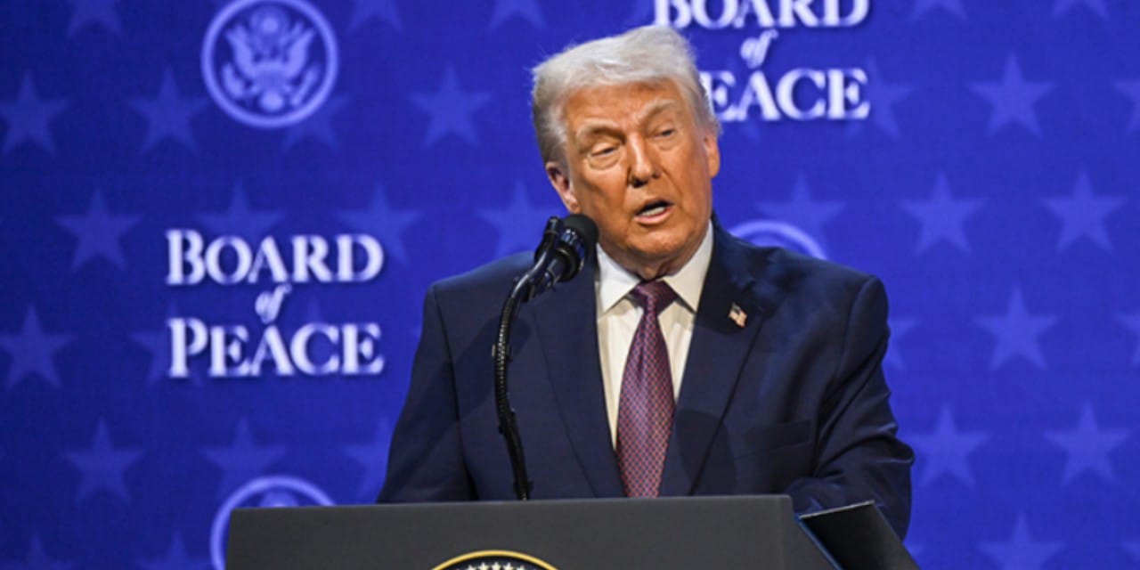 İran yalanlıyor Trump durmuyor! Yine "Barış istiyorlar" dedi