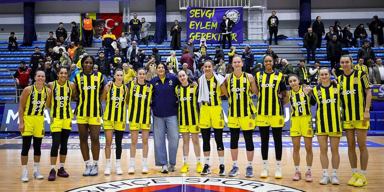 Fenerbahçe 11 farkla kazandı: Seride öne geçti