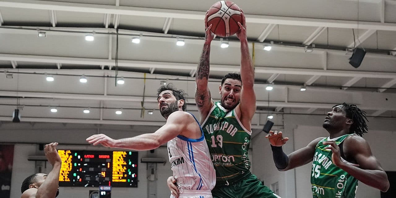 Bursaspor deplasmanda kaybetti: Üst üste 8. yenilgisini aldı