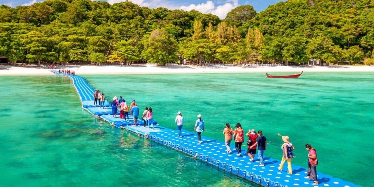 Ünlü adalardan apar topar kaçtılar: Artık Doğu'ya gidiyorlar