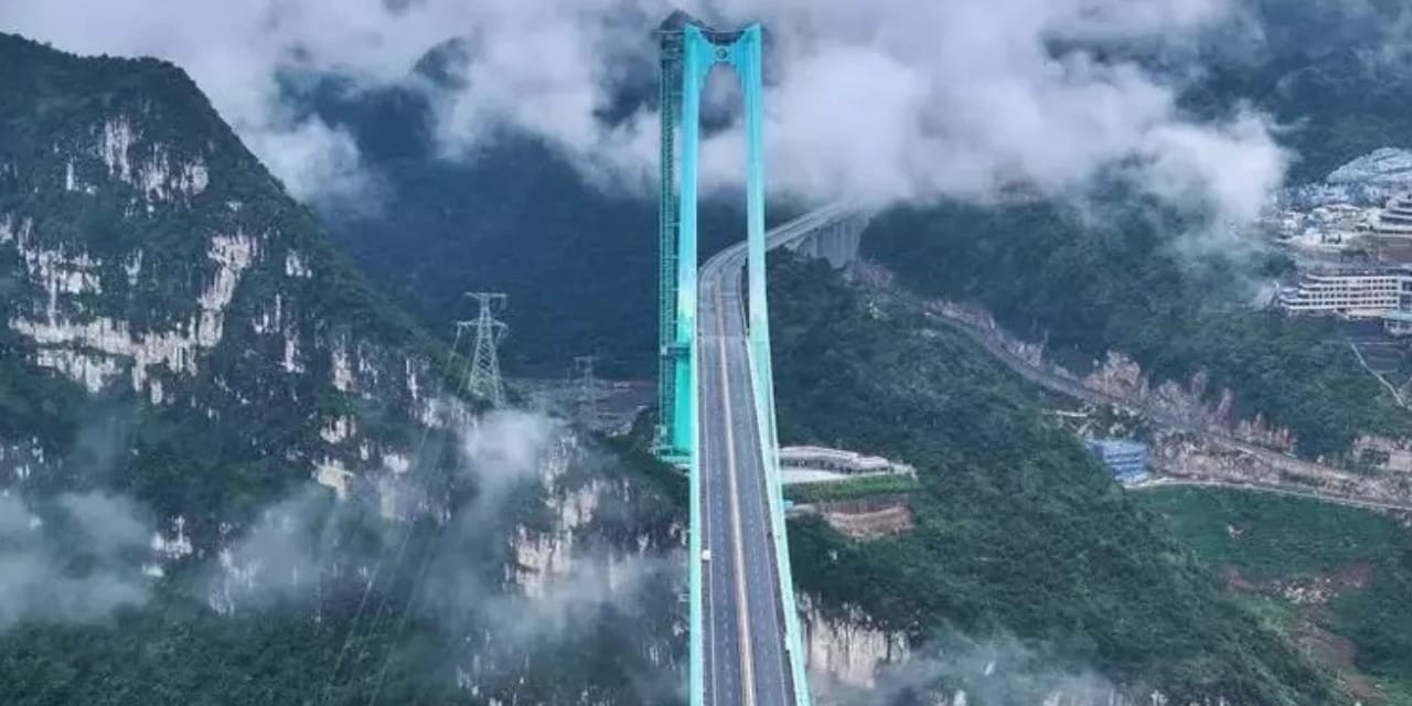 Dünyanın en yükseği: 2 saatlik yol 2 dakikaya indi, rekor sürede bitti