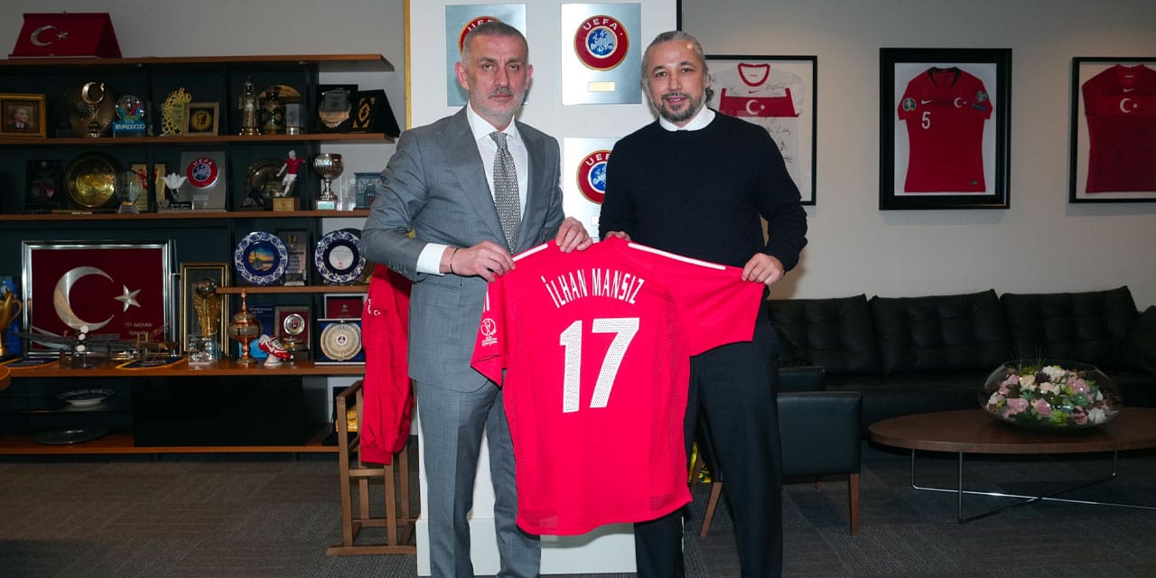 İlhan Mansız'dan Hacıosmanoğlu'na sürpriz hediye