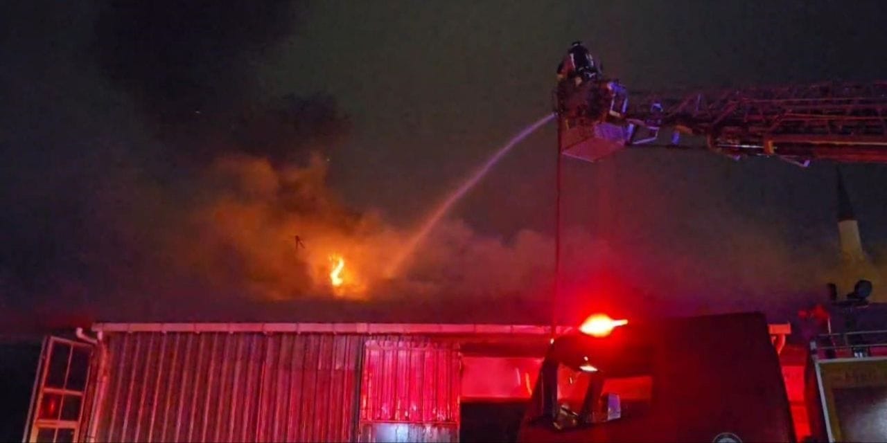 Edirne'de mobilya imalathanesinde yangın