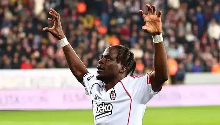 Olaitan'dan sonra Beşiktaş'a Göztepe'den bir transfer daha