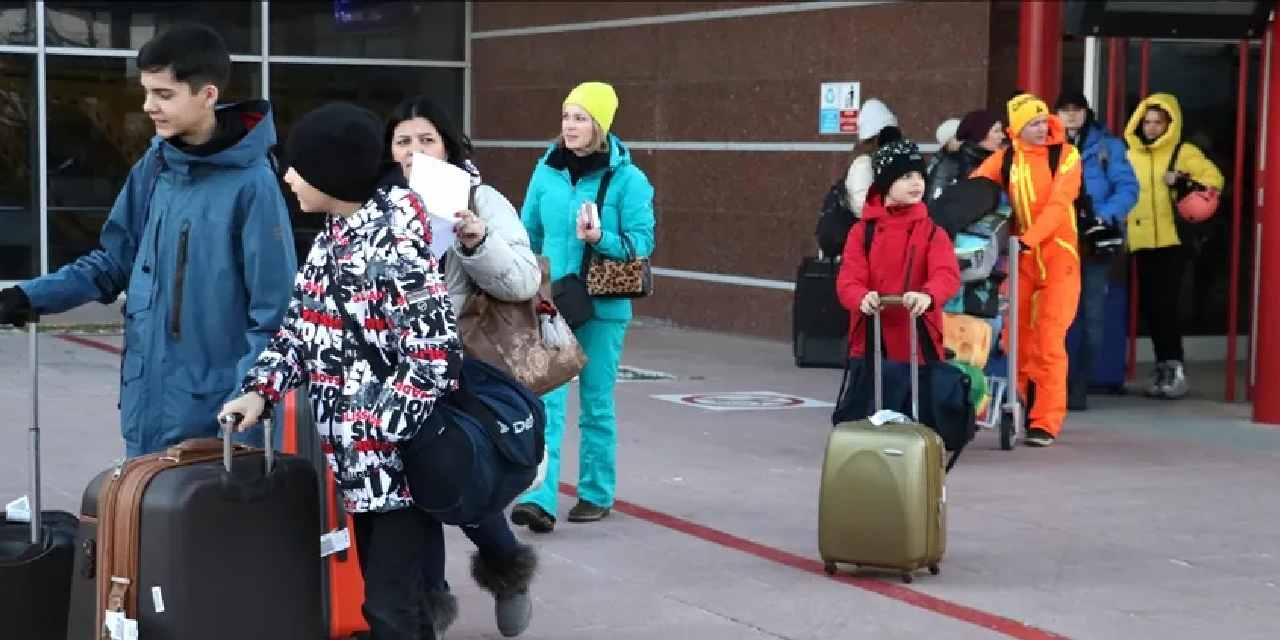 Ruslar vazgeçti: İptallerin ardı arkası kesilmiyor