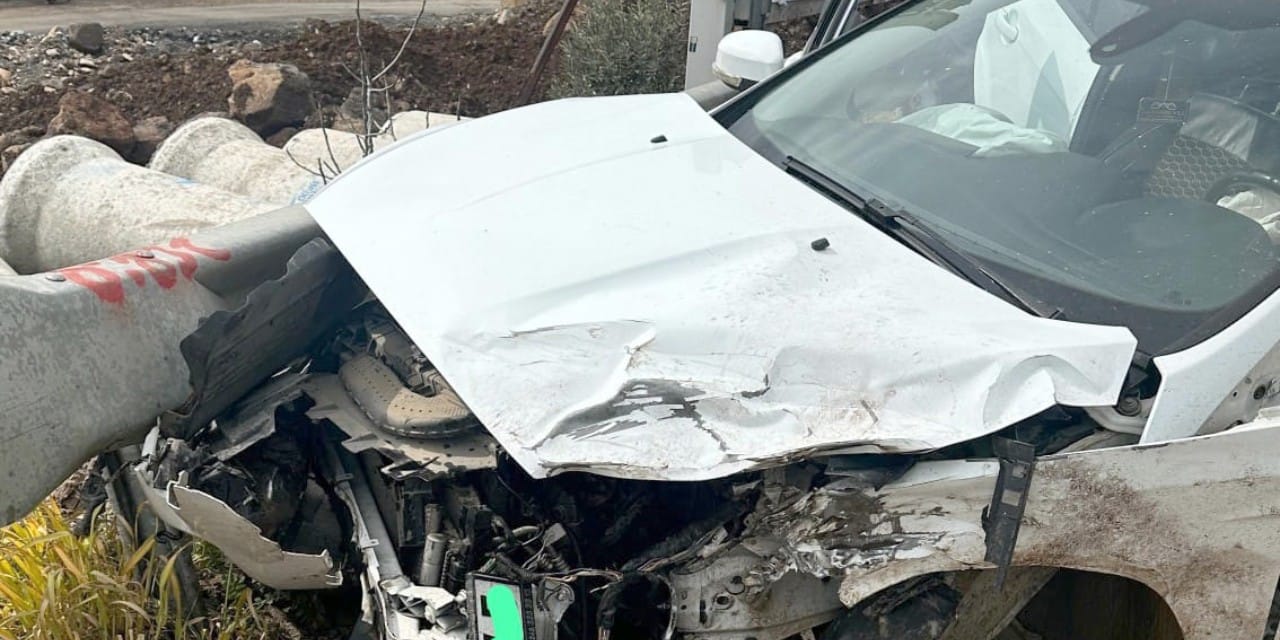 Gaziantep'te feci kaza! TIR ile otomobil çarpıştı: 2 yaralı