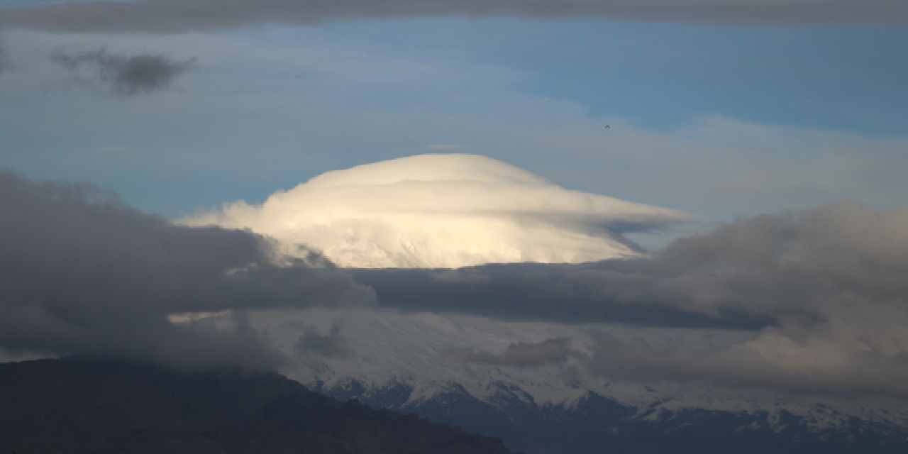 Türkiye'nin en yüksek noktasında görüntülendi: Görenleri hayran bıraktı