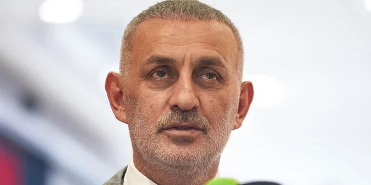 Hacıosmanoğlu: Bir bakmışsınız kupanın sapından tutup dönüyoruz