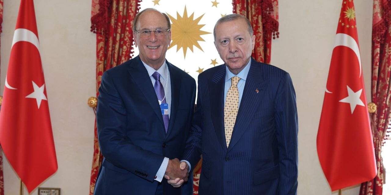 Erdoğan 14 trilyon doları yöneten Larry Fink'i ağırladı! Nedir bu BlackRock?