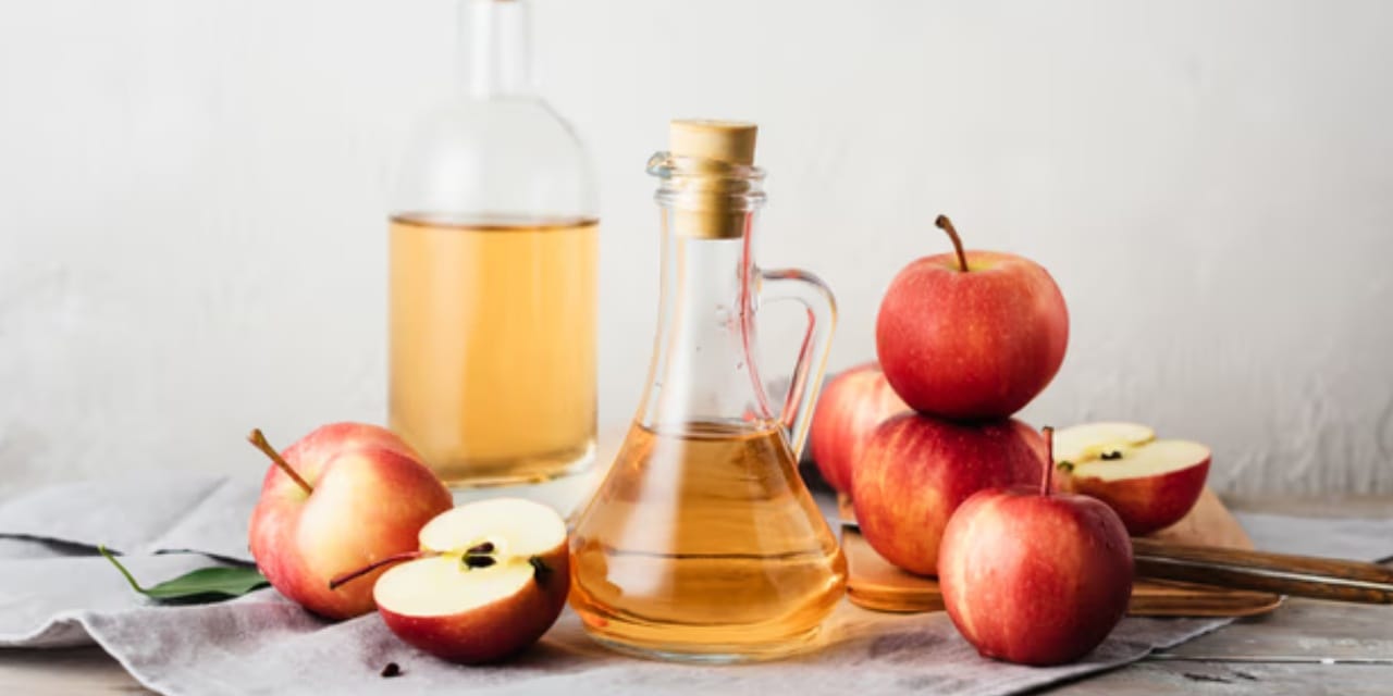 Haşereler geliyor! Nisan gelmeden bunu sıkın, herkesin evinde var