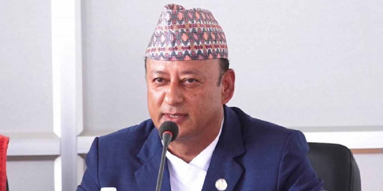 Eski Enerji Bakanına 'kara para aklama' gözaltısı