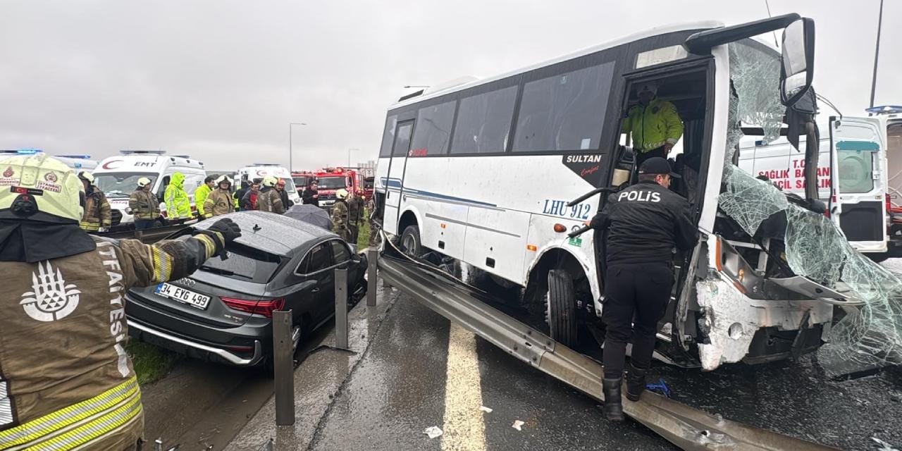 Son dakika | Başakşehir'de polis servisi kaza yaptı: 1 şehit 16 yaralı