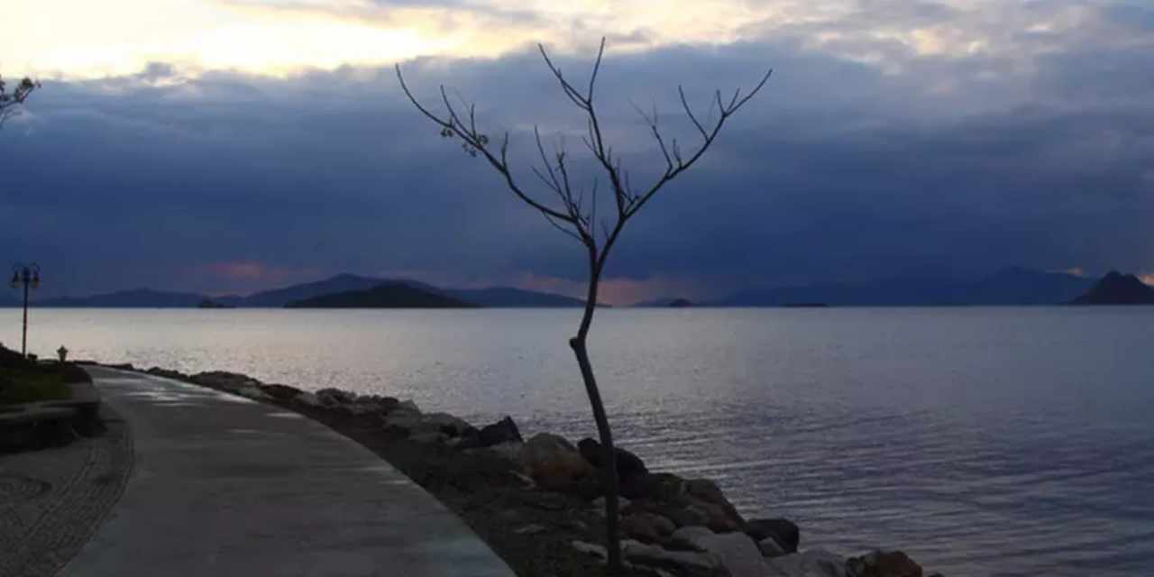 İzmir'de kan donduran olay! Sahilde kordon bağı kesilmemiş bebek cesedi bulundu