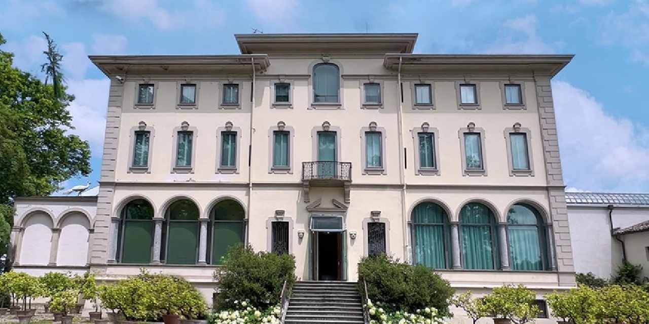 3 dakikada müzeyi soydular: Ünlü ressamların eserleri çalındı