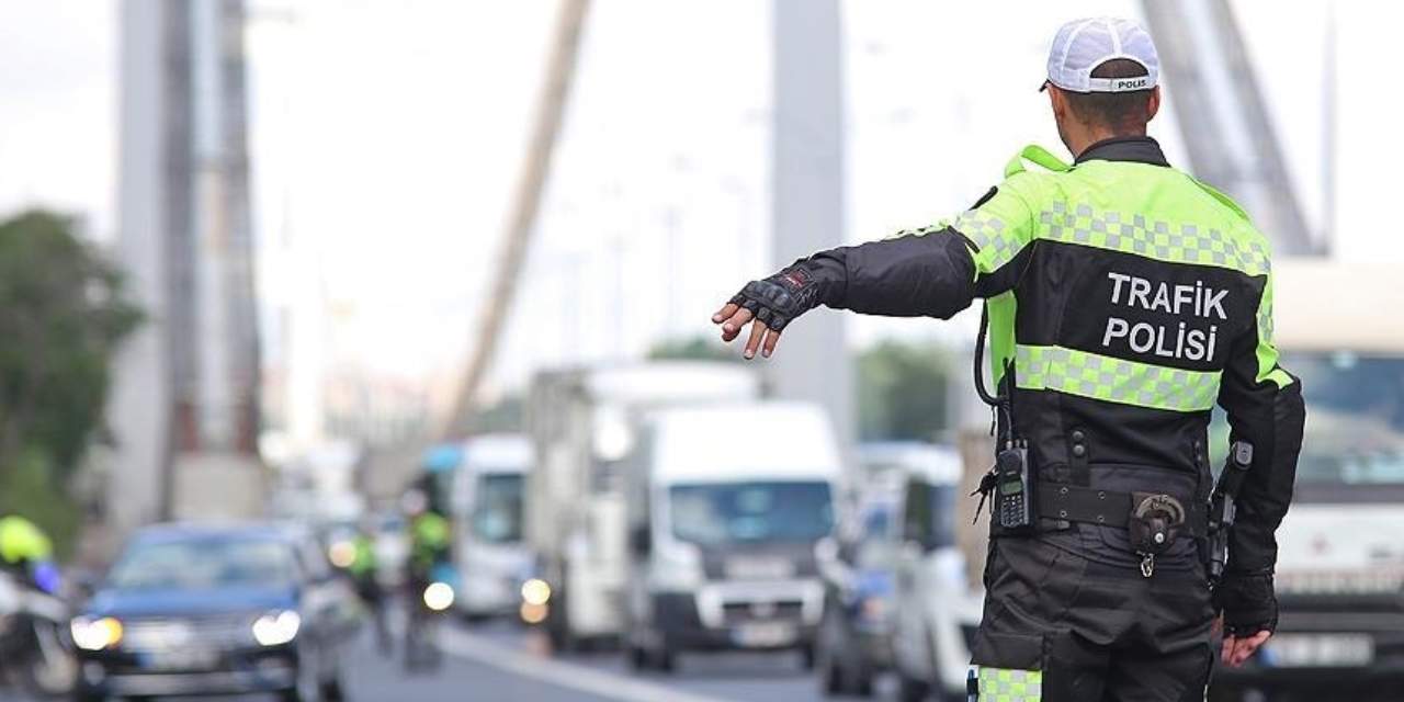 Saatler kaldı! Polis trafikten men edecek: 140 bin lira da ceza kesecek