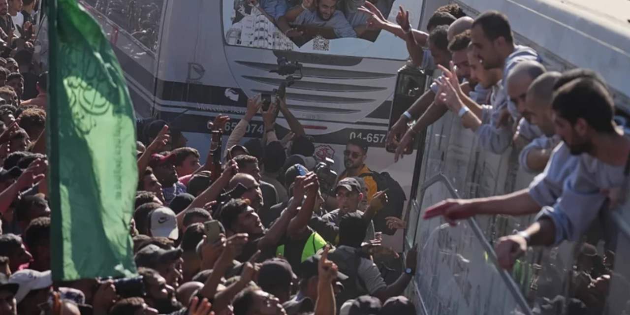 İsrail'de yüksek mahkeme idam yasasına 'dur' dedi: Uygulama durduruldu