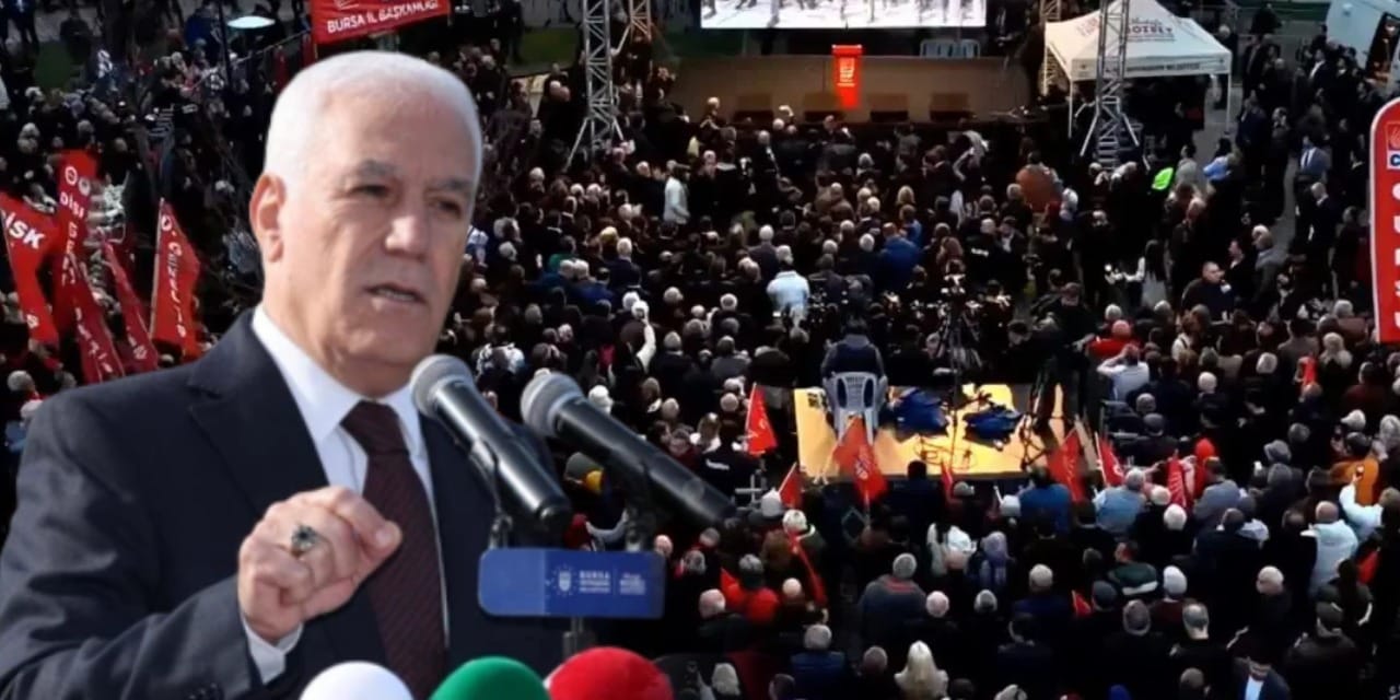 Bursa'da Bozbey nöbeti! Yurttaşlar belediye binası önünde toplandı