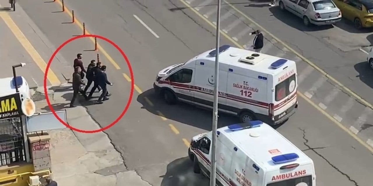 Boşanma davası bıçaklı kavgaya döndü! Adliye bahçesinde can pazarı