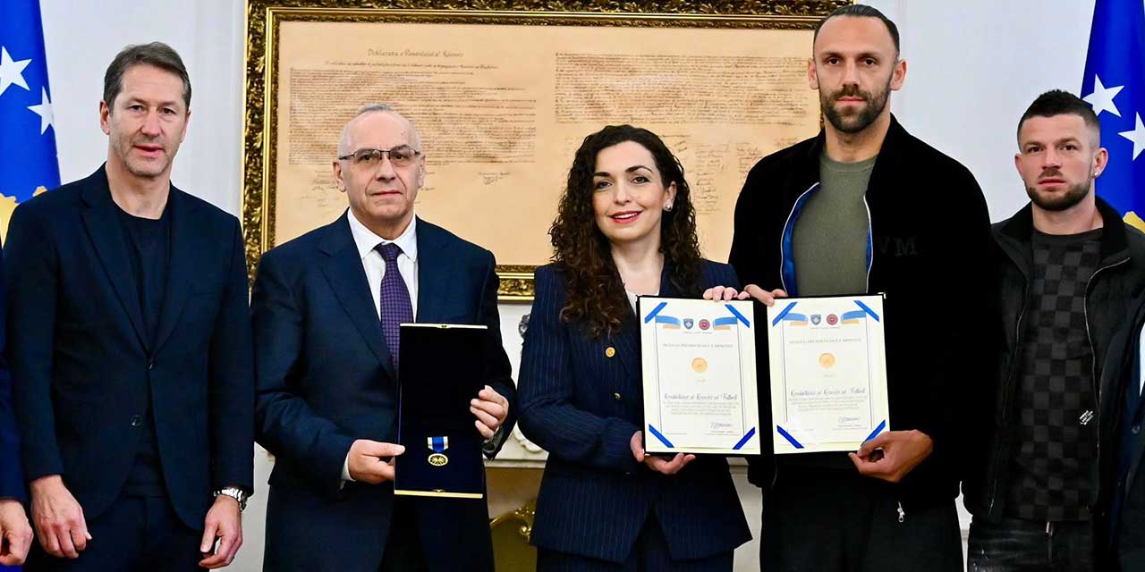 Türkiye maçı sonrası Liyakat Madalyası