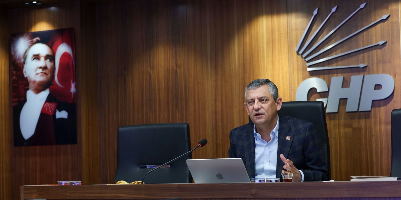 Özgür Özel yanıtladı: Ara seçim için AKP istifaları kabul etmezse ne olur?