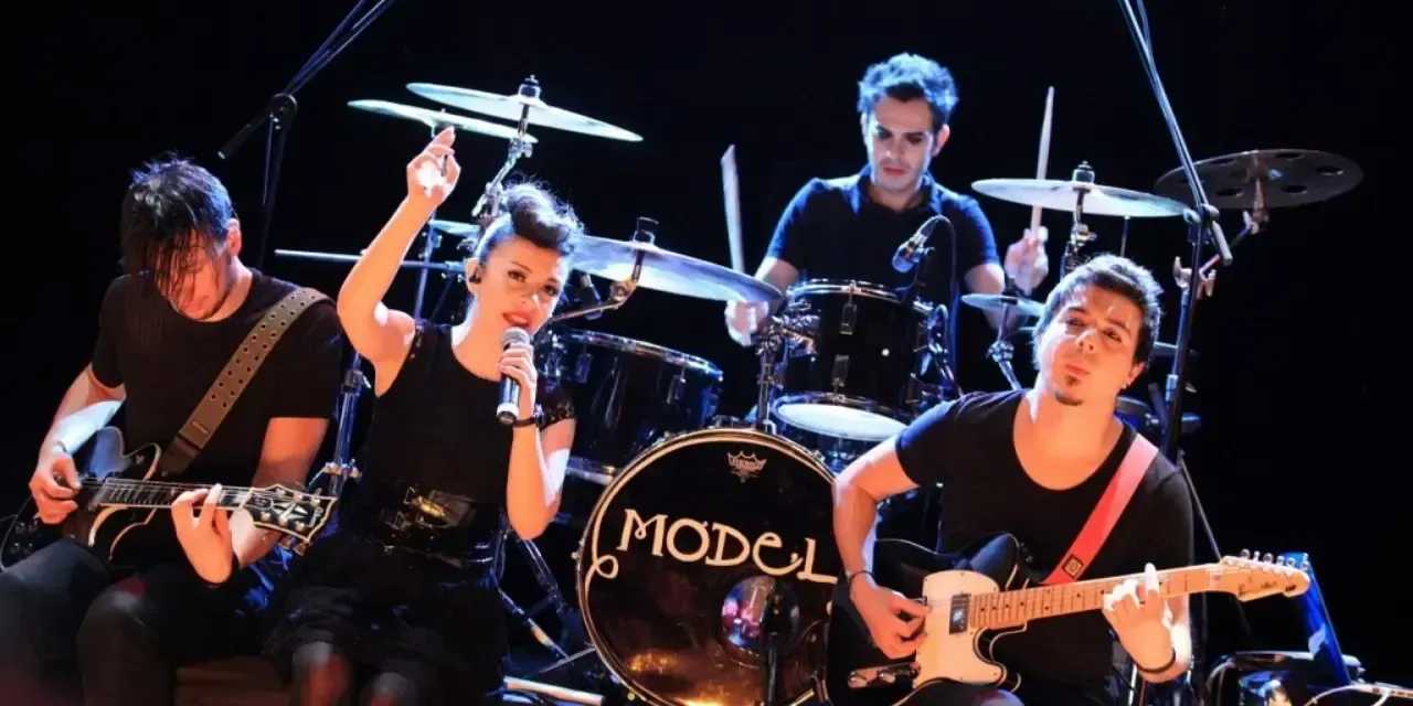 Model grubu neden dağıldı? Yıllar sonra açıkladılar