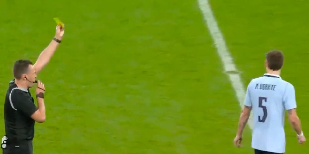 İki sarı kart görüp atılmamıştı: Galatasaray peşine düştü