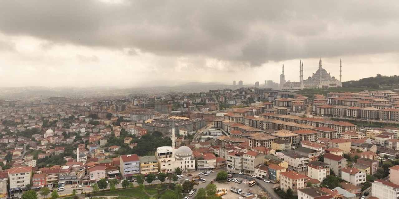 Profesör çöl tozunun Marmara Bölgesi'ni ne zaman terk edeceğini açıkladı