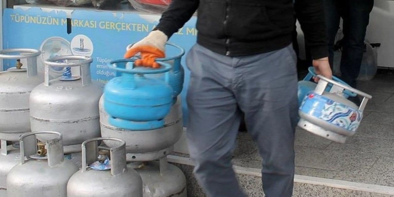 Vatandaş yemeğini bile pişiremez hale geldi! Mutfak tüpüne bir zam daha