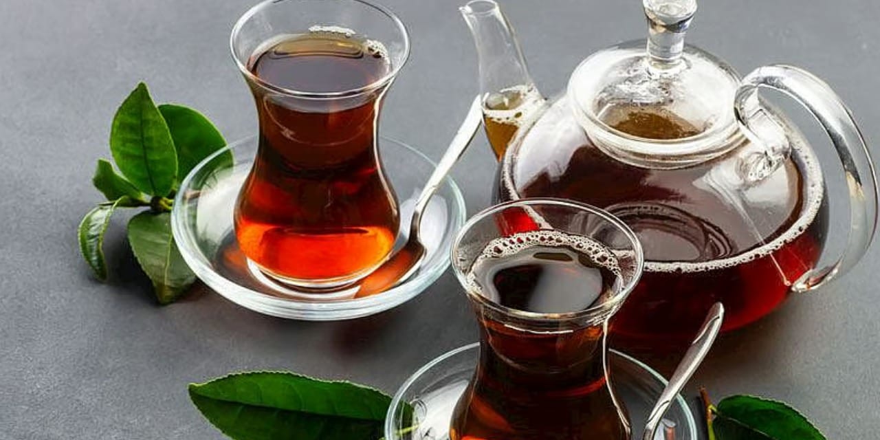 Bin liraya satılan çaydan yasaklı gıda boyası çıktı!