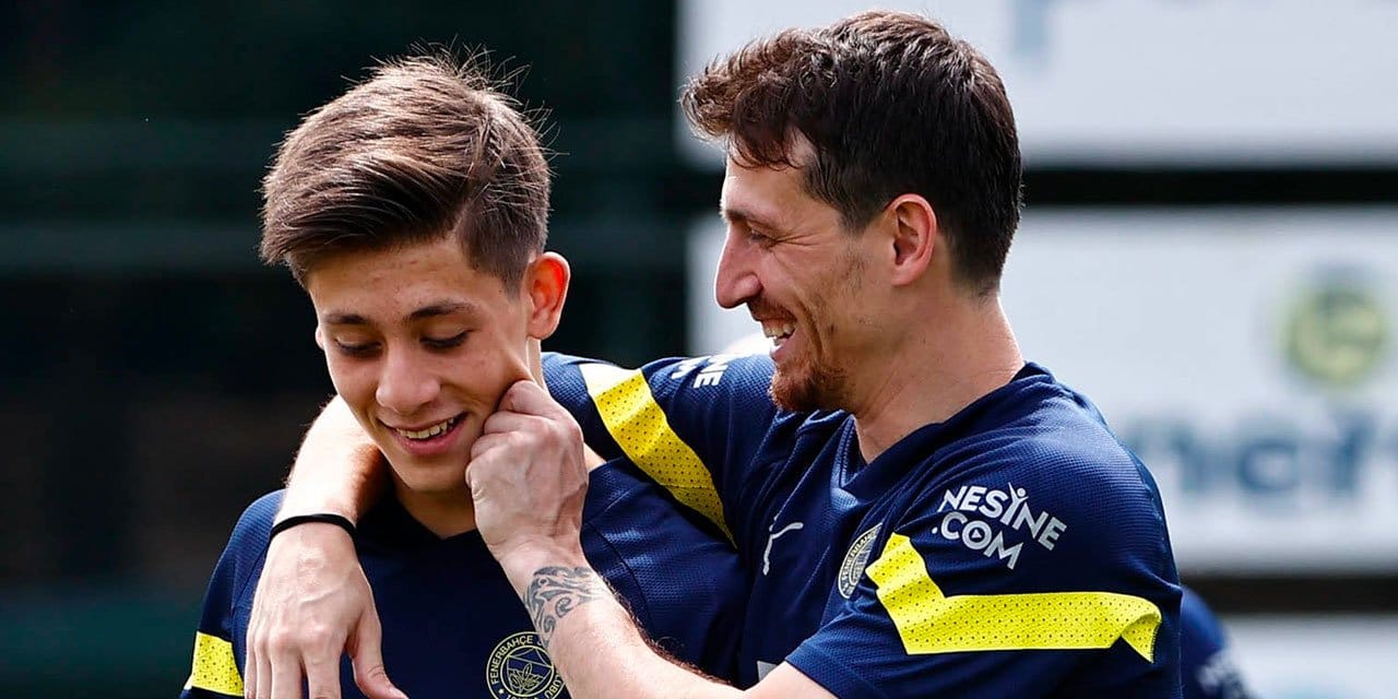 Arda Güler'den Mert Hakan Yandaş paylaşımı