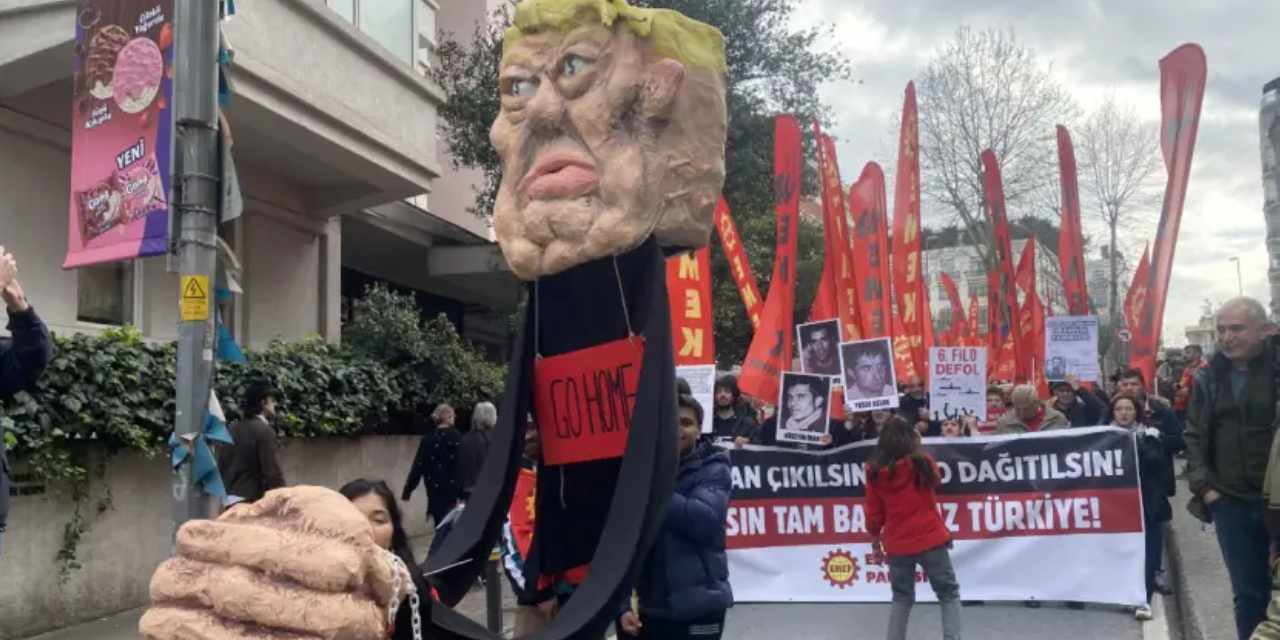 İstanbul'da binlerce vatandaştan 'NATO dağıtılsın' eylemi! "Katil ABD Ortadoğu’dan defol"