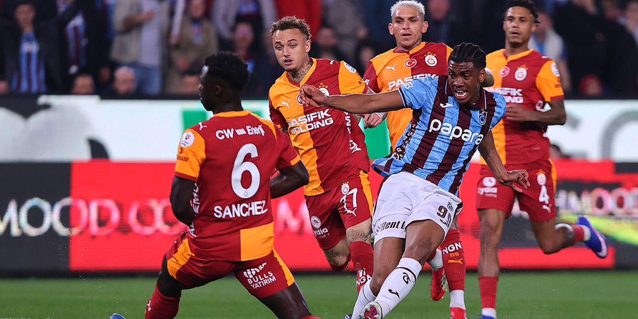 Derbide kazanan Trabzonspor oldu: Şampiyonluk yarışında işler karıştı