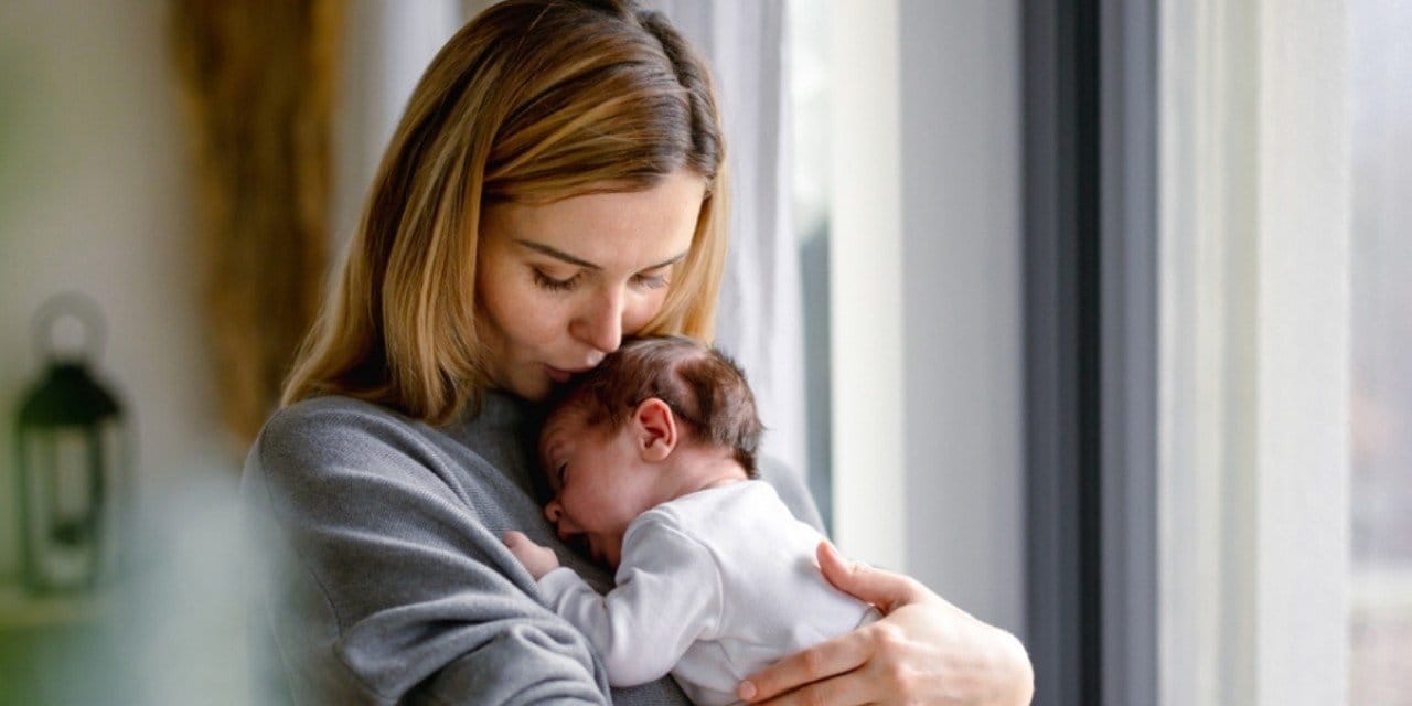 Doğum izni 24 hafta oluyor: Meclis'te yeni düzenleme