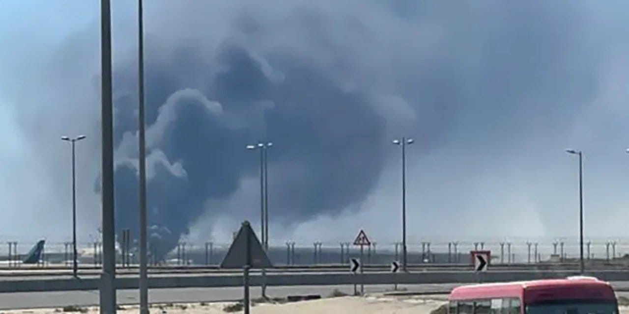 Kuveyt ve Bahreyn'de kritik tesisler vuruldu