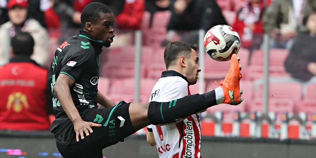 Samsun'da 4 gol, 2 penaltı ve 1 kırmızı kart: Kazanan çıkmadı