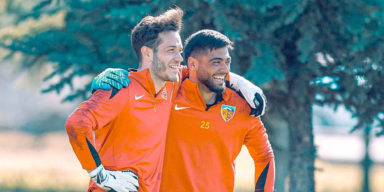 Fenerbahçe maçında kaleci krizi: 80 metreden gol yedi