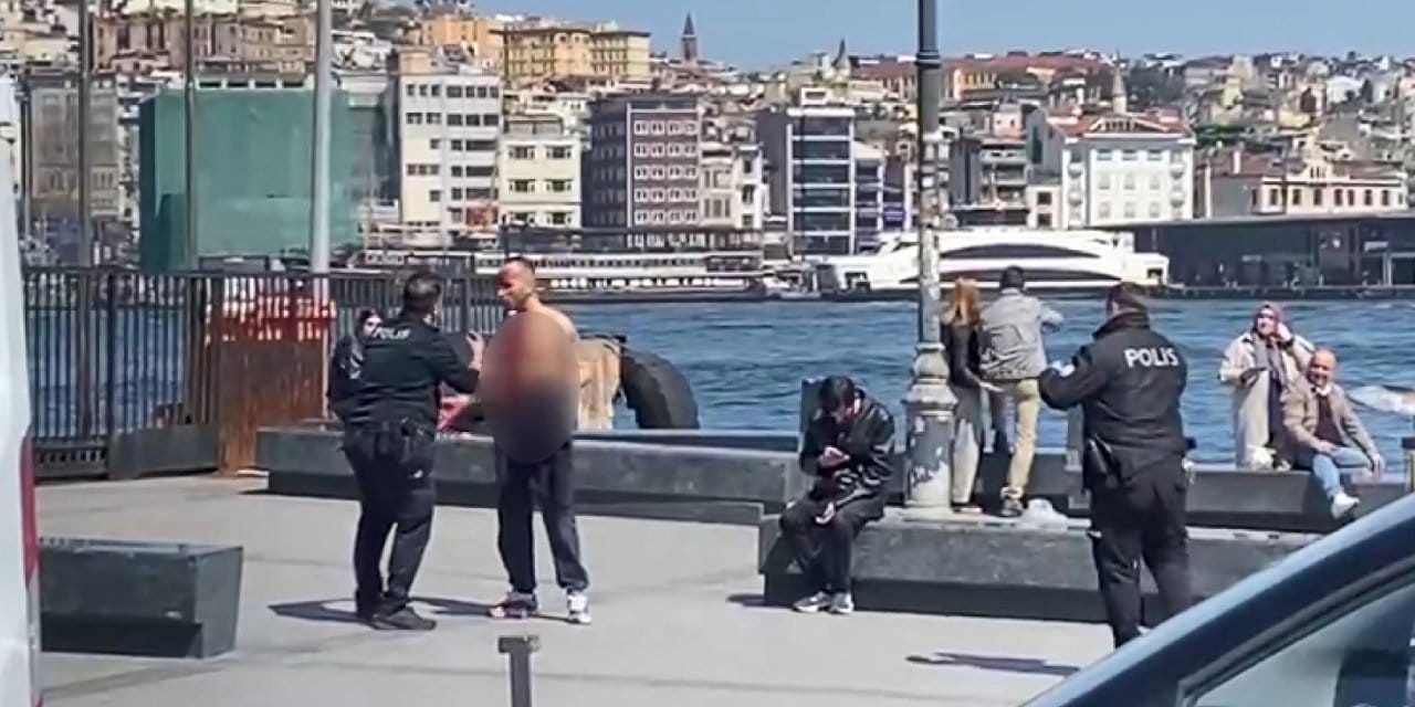 "Kopart kıyameti" diyerek döner bıçağıyla kendi boğazını kesti