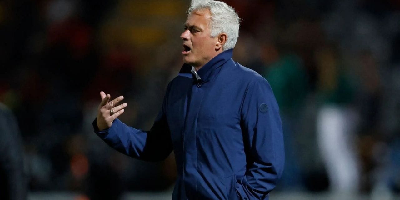 Mourinho'dan aynı terane: Dış güçler yüzünden!