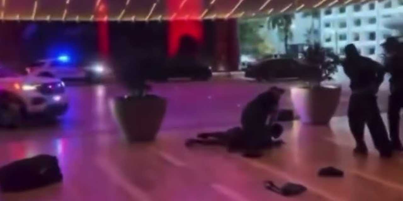 Ünlü rapçi Offset kumarhane önünde vuruldu! 2 kişi gözaltına alındı