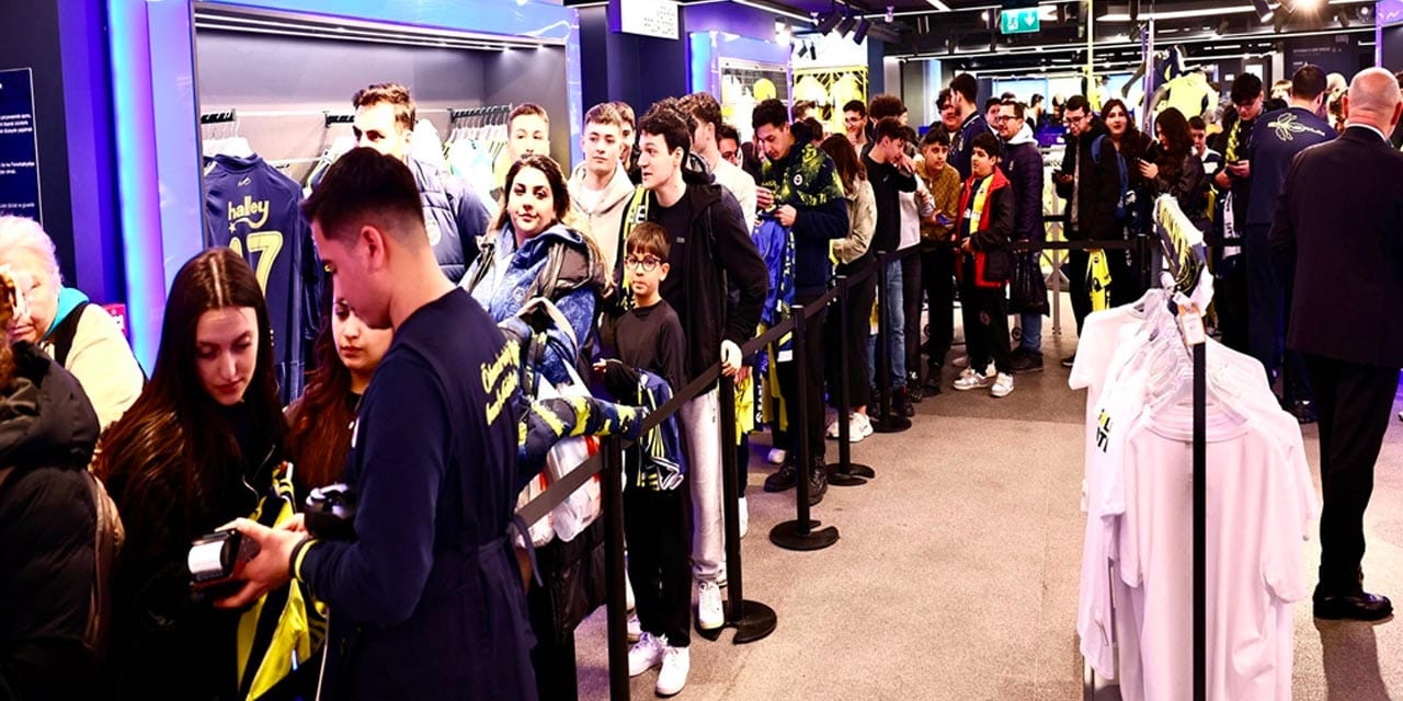 Fenerbahçe'de imza için akın ettiler