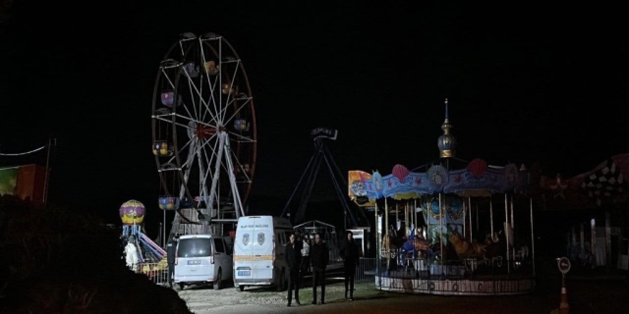 Lunapark’ta dehşet gecesi: Aletten düştü öldü