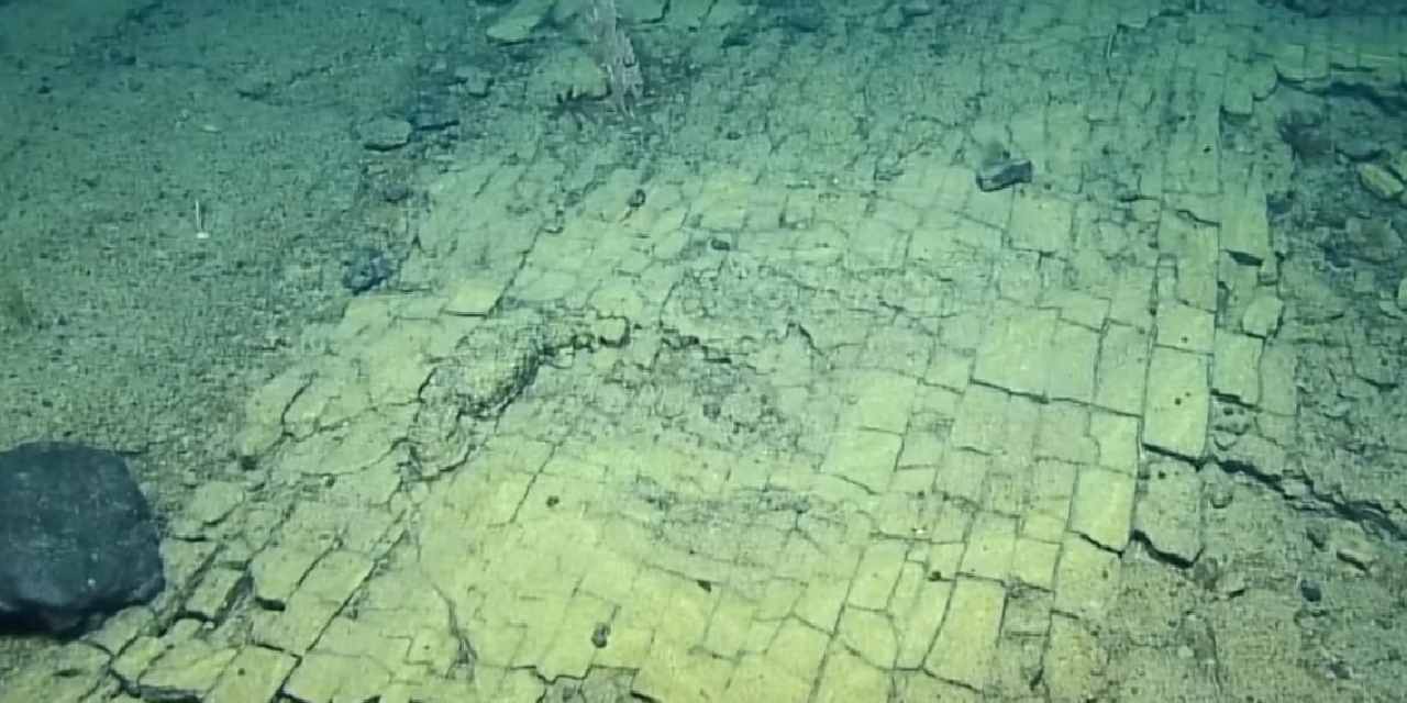 Okyanusun dibinde yol keşfettiler