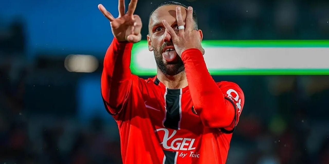 Vedat Muriç Fenerbahçe'yi açıkladı