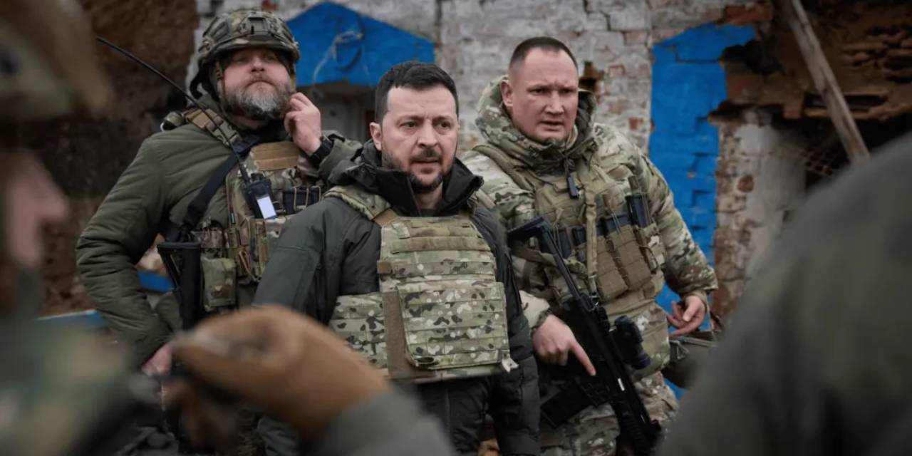 Zelenski açıkladı: Enerji savaşları ve barış baskısı aynı anda artıyor