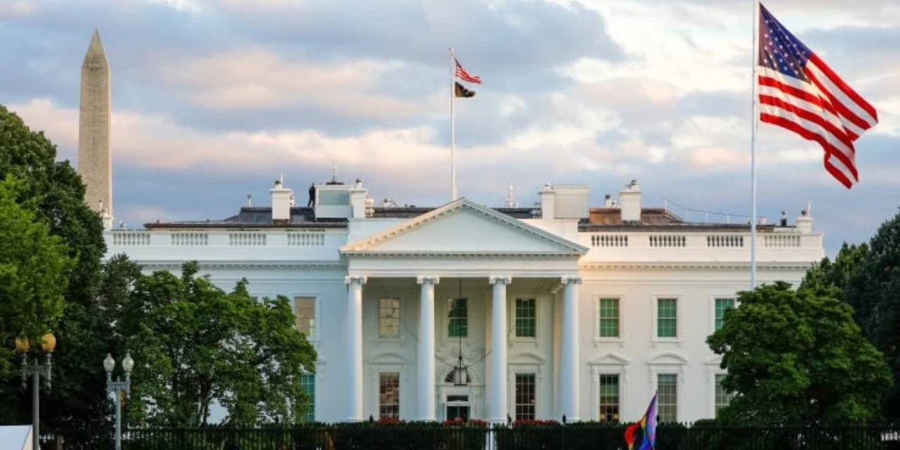 Gizli bilgilerle bahis oynamışlar! Beyaz Saray'dan çalışanlara uyarı mesajı