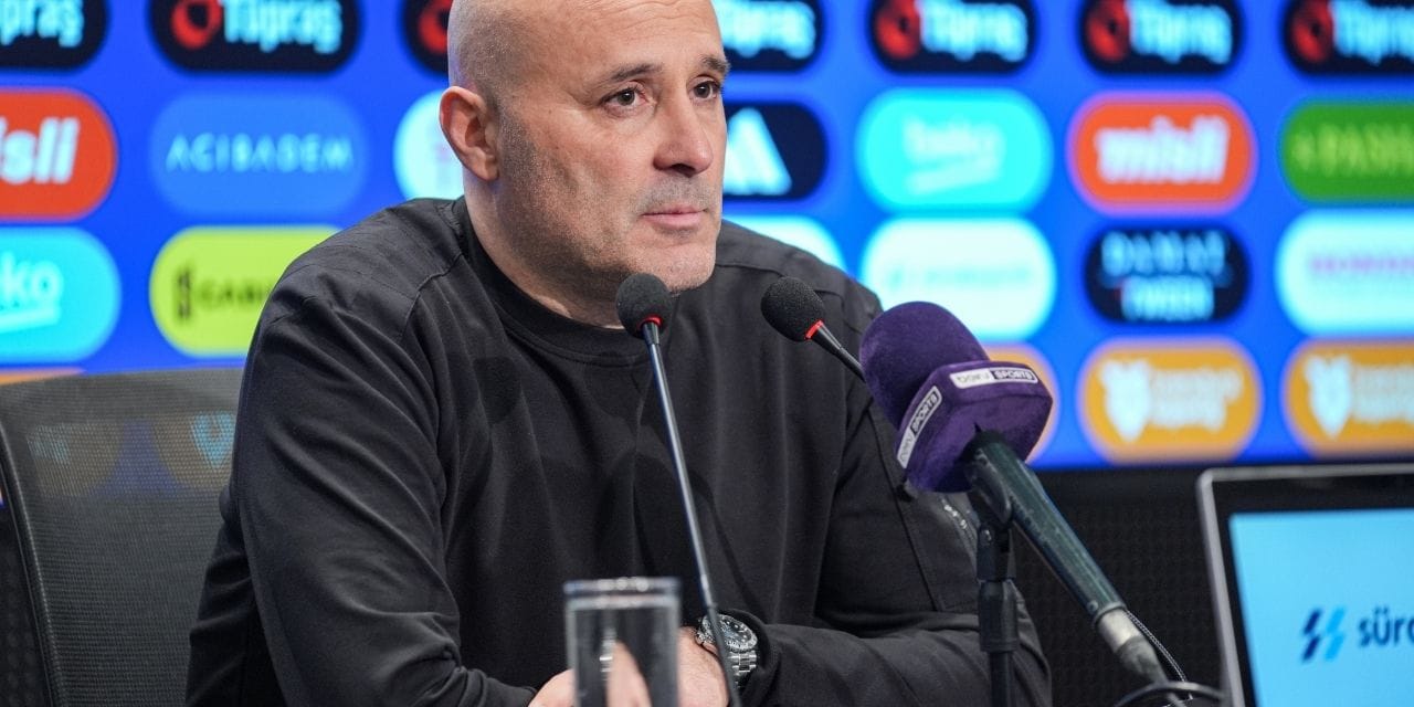 Kariyerinde Beşiktaş'a karşı hiç yenilmediğini söyledi 4 yiyince "Ama Orkun var" dedi