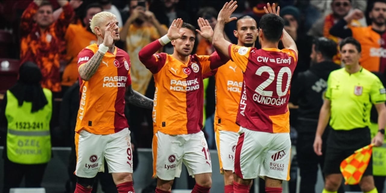 Galatasaray'dan ayrılacak ismi duyurdu: Artık son maçlarına çıkıyor çok net belli oldu